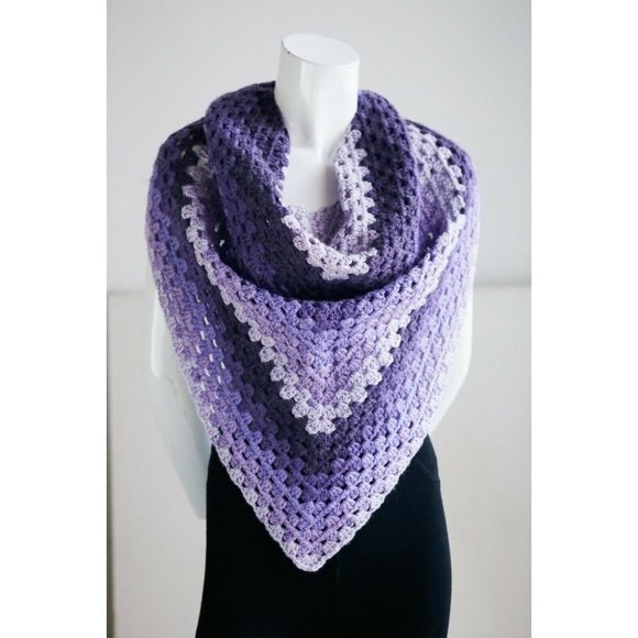 Vintage Hand knit Crochet Two Tone Lavender Purple Triangular Shawl Scarf - Picture 2 of 6